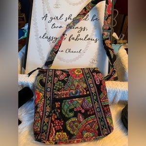 Vera Bradley Glenna Petal Paisley Design